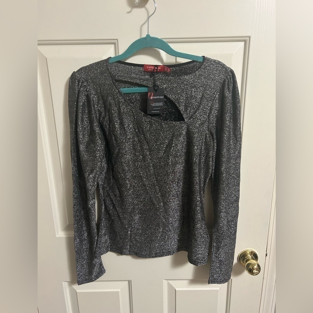 Revolve n:Philanthropy Delia Black Silver Metallic Top NEW Women’s XL - Picture 1 of 4